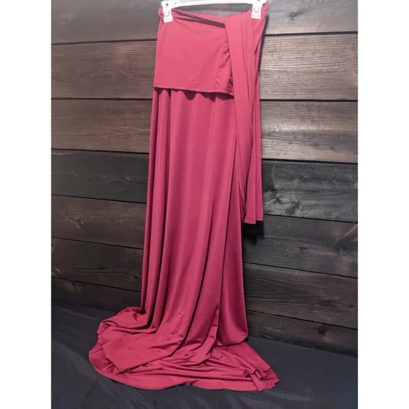 wine red infinity dress Red wine coloured multiway infinity dress (NEW) Size 16-20 K200